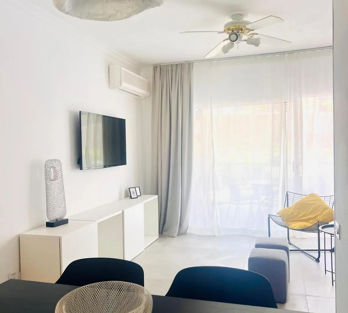 סן מיגל דה אבונה Apartamento Caluca דירה סן מיגל דה אבונה